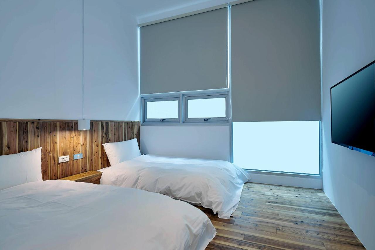 Star Hostel Taichung Parklane Exterior photo