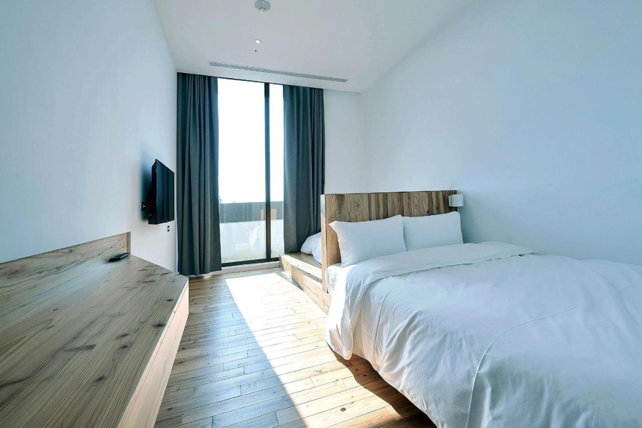 Star Hostel Taichung Parklane Exterior photo